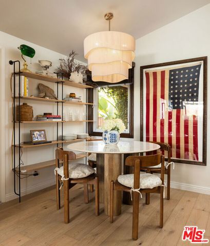 20523 Miranda Place, Woodland Hills (los Angeles), CA 91367