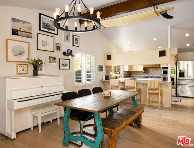 20523 Miranda Place, Woodland Hills (los Angeles), CA 91367