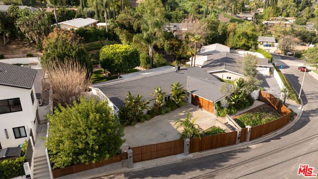 20523 Miranda Place, Woodland Hills (los Angeles), CA 91367