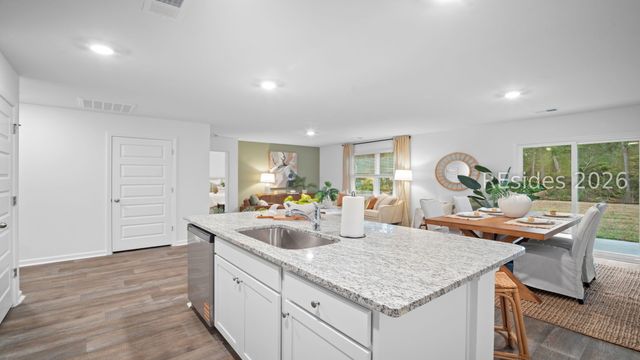 7 Pollen Dr, Ridgeland, SC 29936