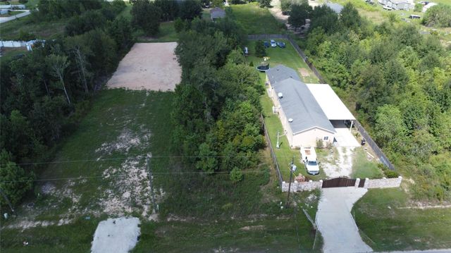 2973 County Road 3550, Cleveland, TX 77327