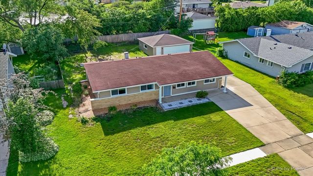 1420 Cooper Road, Hoffman Estates, IL 60169