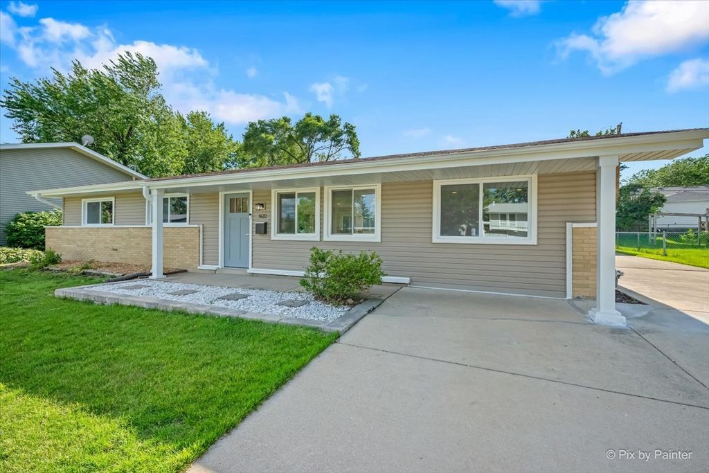 1420 Cooper Road, Hoffman Estates, IL 60169