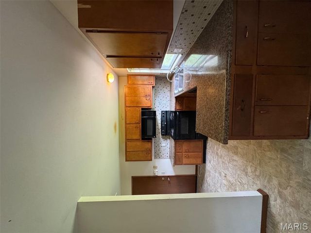 4364 Satiris Drive, Florissant, MO 63033