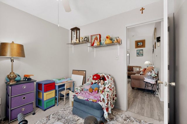 17 Milagro Court, Los Lunas, NM 87031