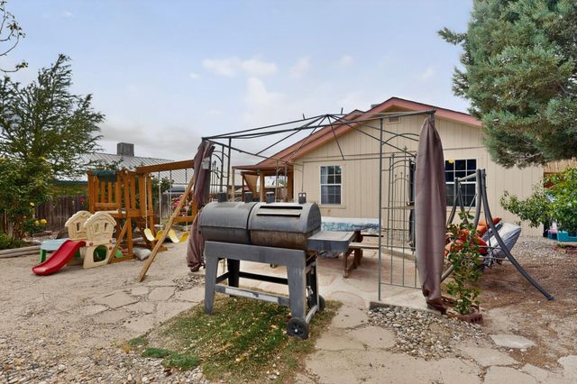 17 Milagro Court, Los Lunas, NM 87031