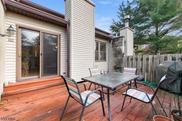 110 Bayberry Dr, Franklin Twp., NJ 08873