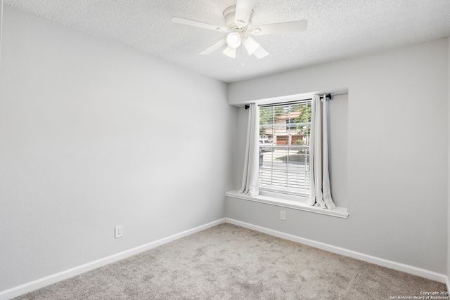 5815 Timberhurst, San Antonio, TX 78250