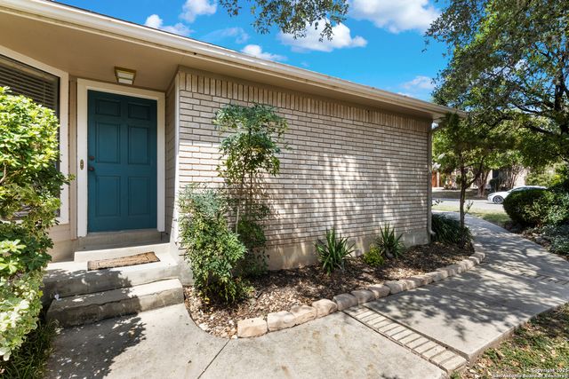 5815 Timberhurst, San Antonio, TX 78250