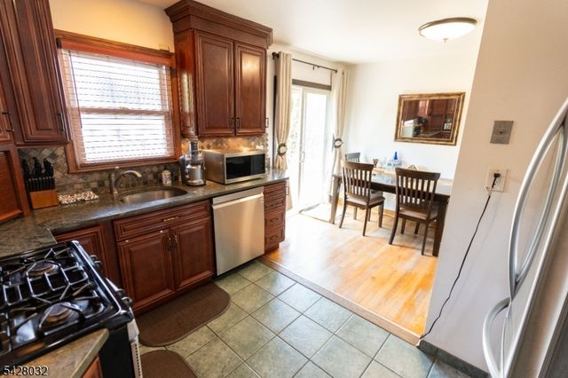 93 Brighton Rd, Clifton City, NJ 07012