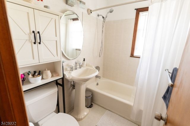 93 Brighton Rd, Clifton City, NJ 07012