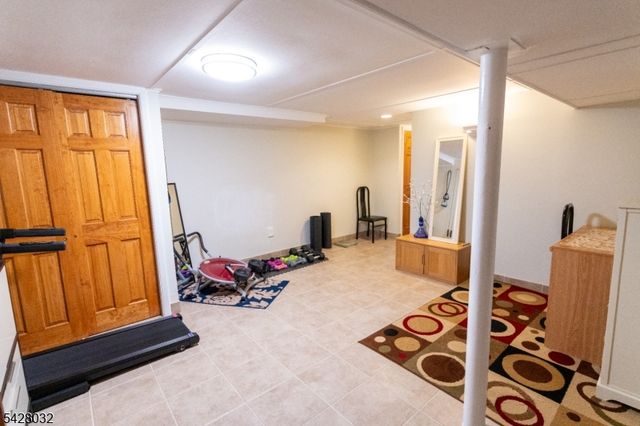 93 Brighton Rd, Clifton City, NJ 07012