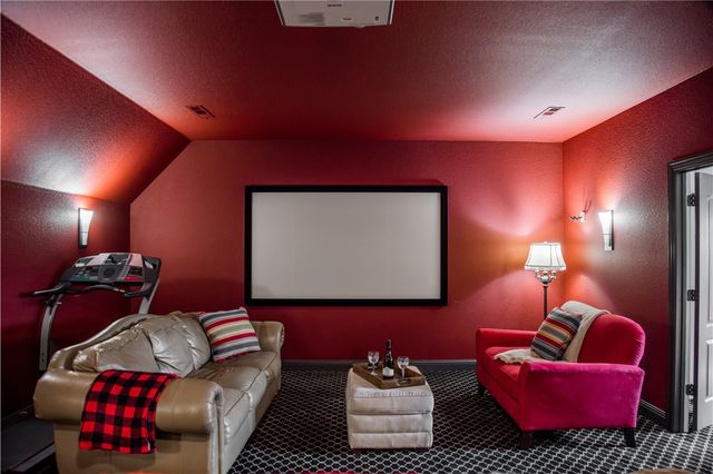 2207 Riverfront Lane, Fayetteville, AR 72703