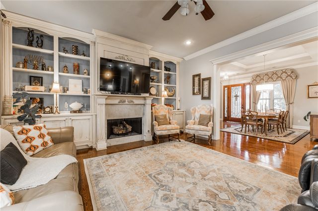 2207 Riverfront Lane, Fayetteville, AR 72703