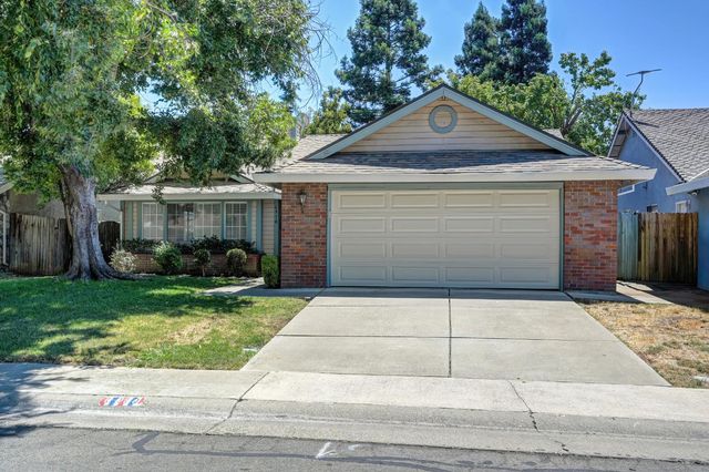 6910 Paseo Del Sol Way, Elk Grove, CA 95758