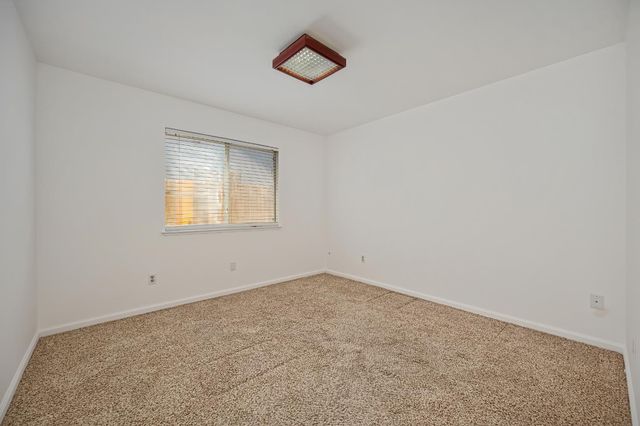 6910 Paseo Del Sol Way, Elk Grove, CA 95758
