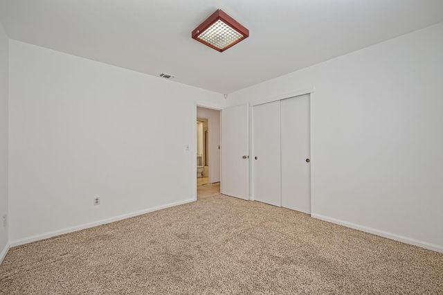 6910 Paseo Del Sol Way, Elk Grove, CA 95758