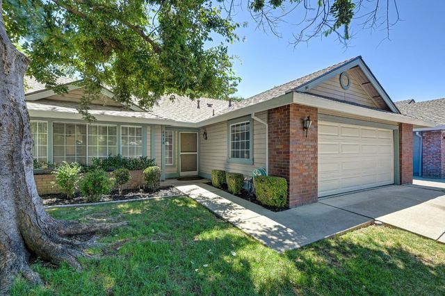6910 Paseo Del Sol Way, Elk Grove, CA 95758
