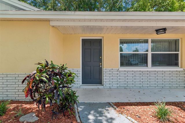 7105 OAKSHIRE DRIVE, Port Richey, FL 34668
