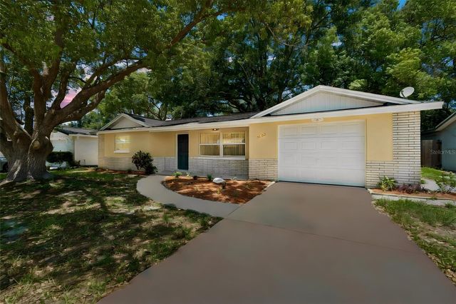 7105 OAKSHIRE DRIVE, Port Richey, FL 34668