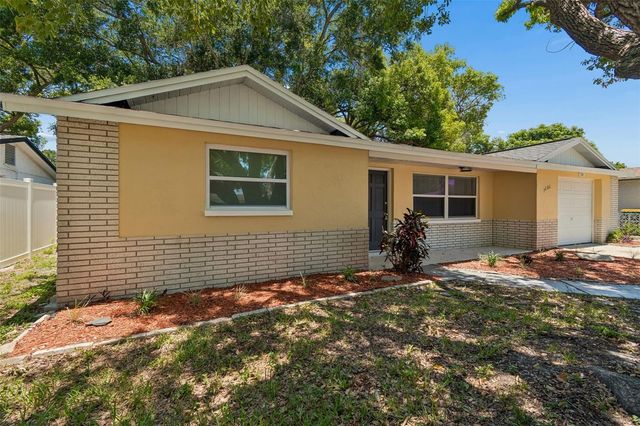 7105 OAKSHIRE DRIVE, Port Richey, FL 34668