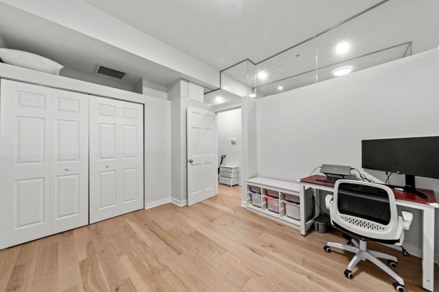 208 W Washington Street 912, Chicago, IL 60606