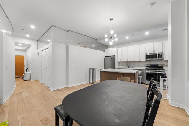 208 W Washington Street 912, Chicago, IL 60606