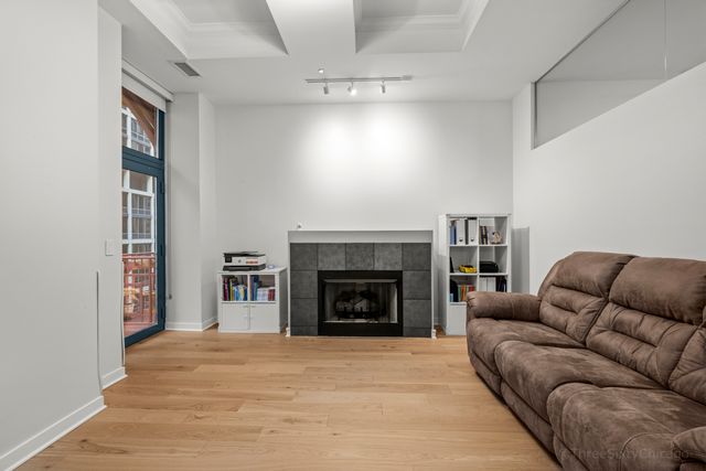 208 W Washington Street 912, Chicago, IL 60606