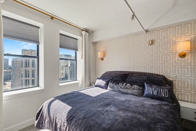 700 Church St Apt 802, Nashville, TN 37203