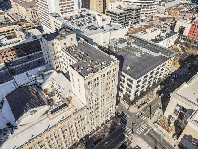 700 Church St Apt 802, Nashville, TN 37203