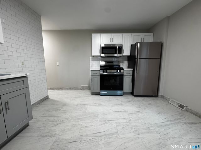 45-51 Cowles Street 45, Bridgeport, CT 06607