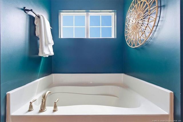 30 Salisbury Lane, Spring Lake, NC 28390