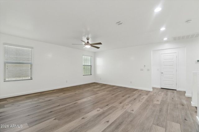 37292 N YELLOWSTONE Drive, San Tan Valley, AZ 85140