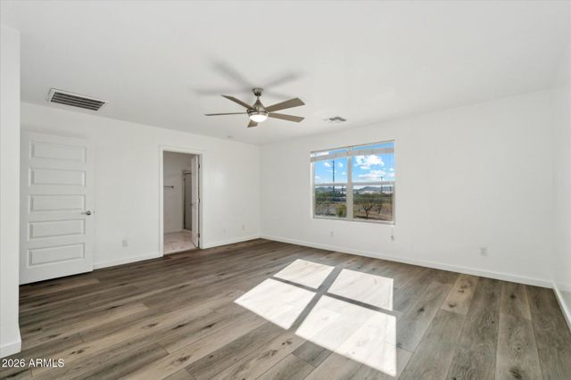 37292 N YELLOWSTONE Drive, San Tan Valley, AZ 85140