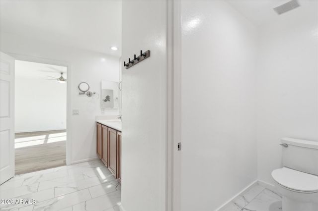 37292 N YELLOWSTONE Drive, San Tan Valley, AZ 85140