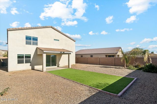 37292 N YELLOWSTONE Drive, San Tan Valley, AZ 85140