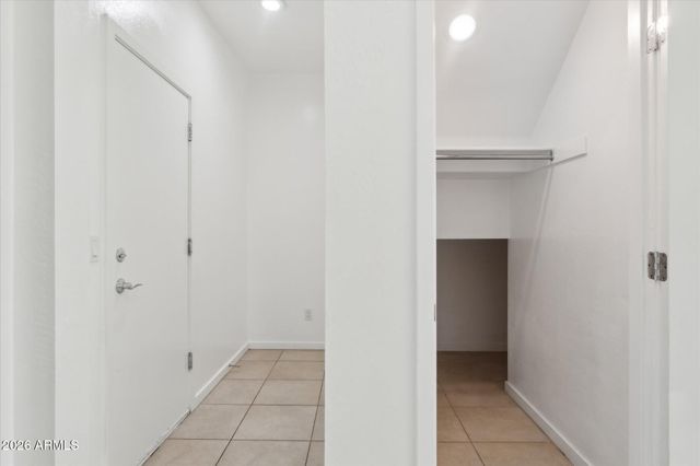 37292 N YELLOWSTONE Drive, San Tan Valley, AZ 85140