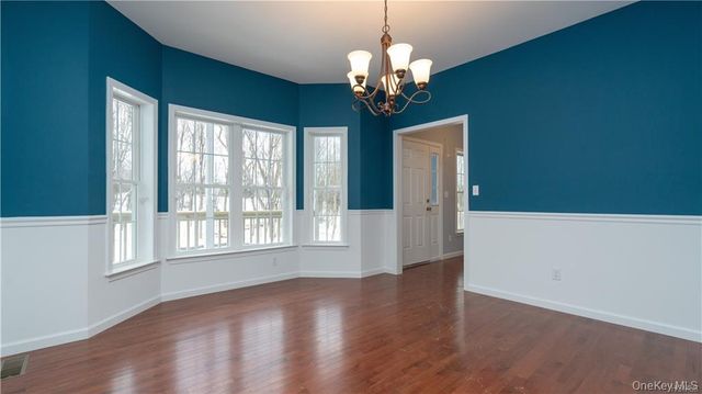 5 Harrier Ridge Drive, Wallkill, NY 12589