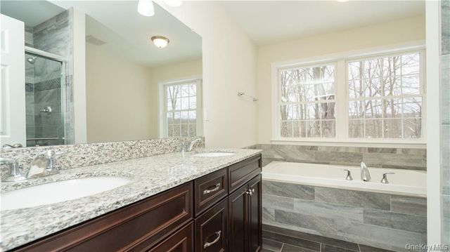 5 Harrier Ridge Drive, Wallkill, NY 12589