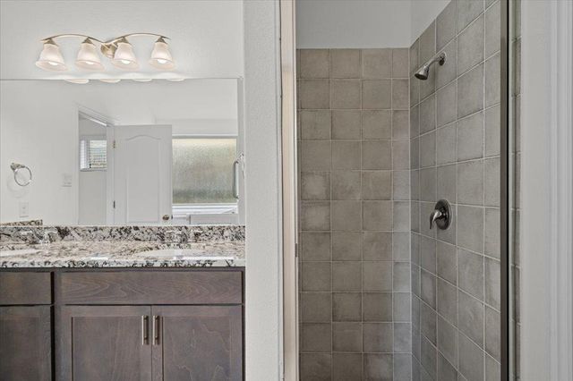 277 Spinnaker LOOP, Kyle, TX 78640