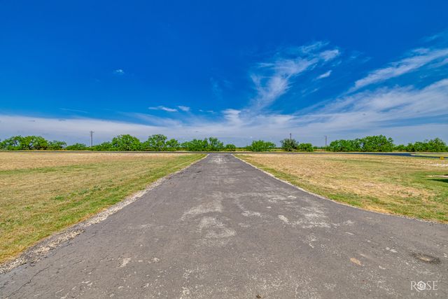 8655 Ducote Airpark Drive, San Angelo, TX 76904