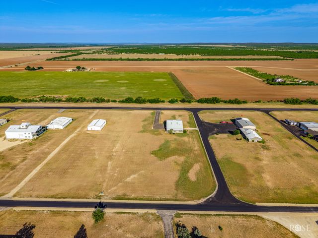 8655 Ducote Airpark Drive, San Angelo, TX 76904