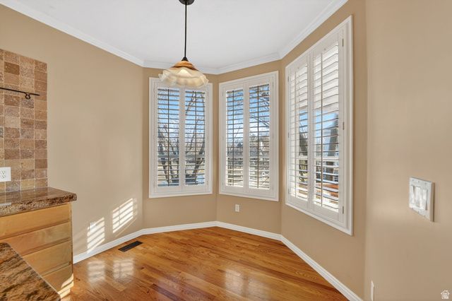 586 E CREEKVIEW DR, Murray, UT 84107