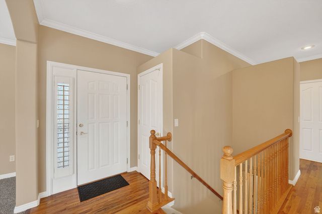 586 E CREEKVIEW DR, Murray, UT 84107