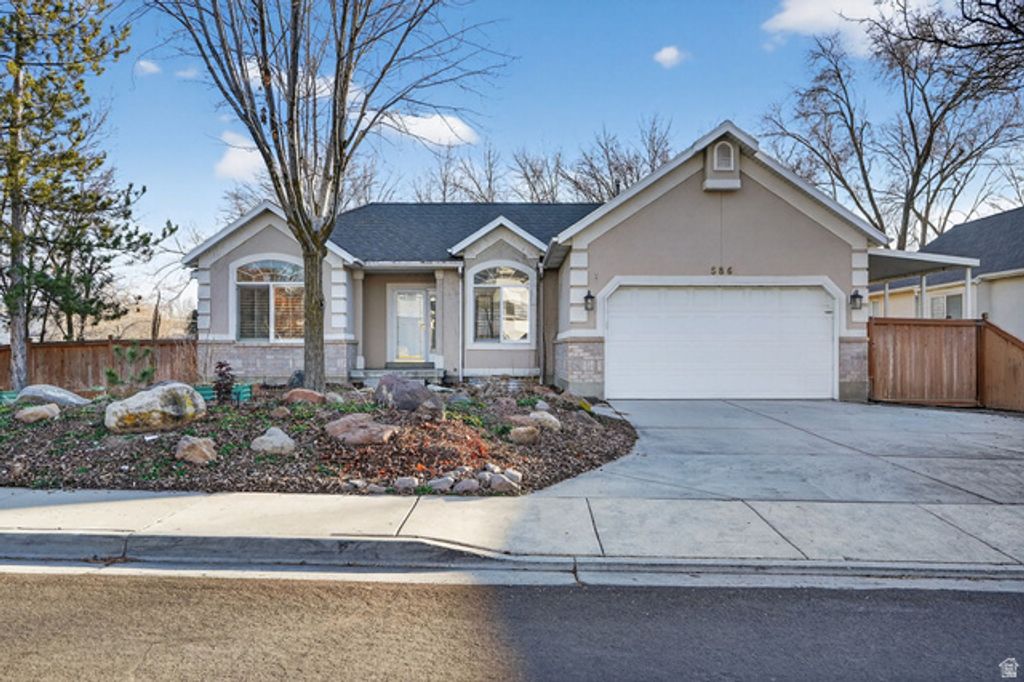 586 E CREEKVIEW DR, Murray, UT 84107