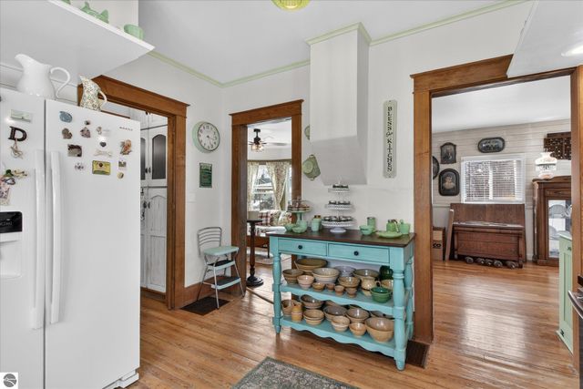 121 E End Street, Alma, MI 48801