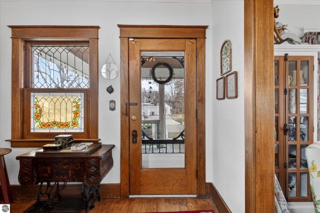 121 E End Street, Alma, MI 48801