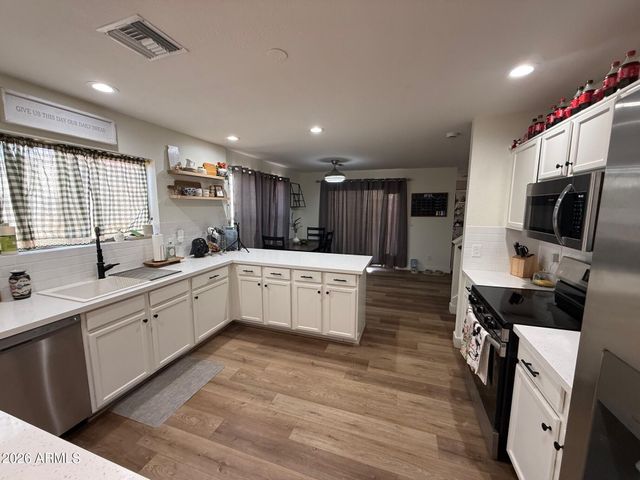 11524 E QUADE Avenue, Mesa, AZ 85212