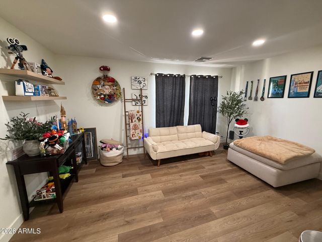 11524 E QUADE Avenue, Mesa, AZ 85212