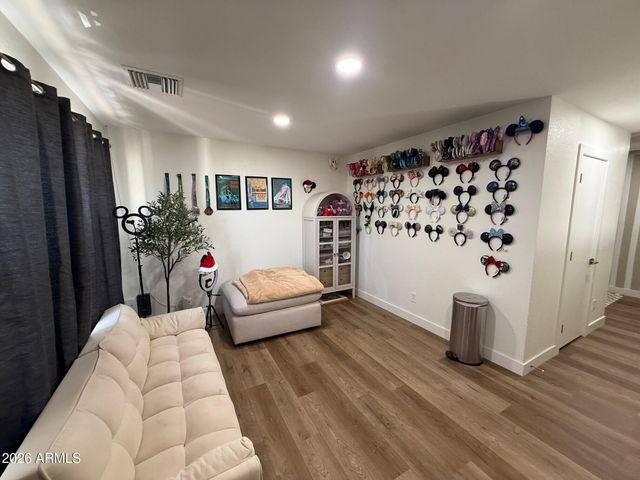 11524 E QUADE Avenue, Mesa, AZ 85212